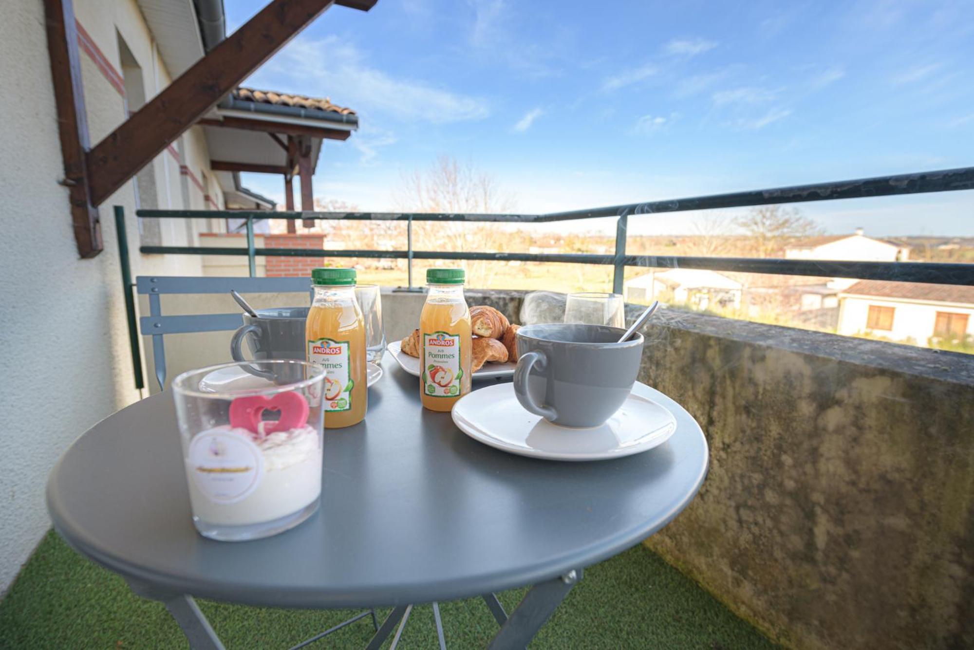 Magnifique Appartement T2 Renove Aux Vendanges Gaillac Ruang foto